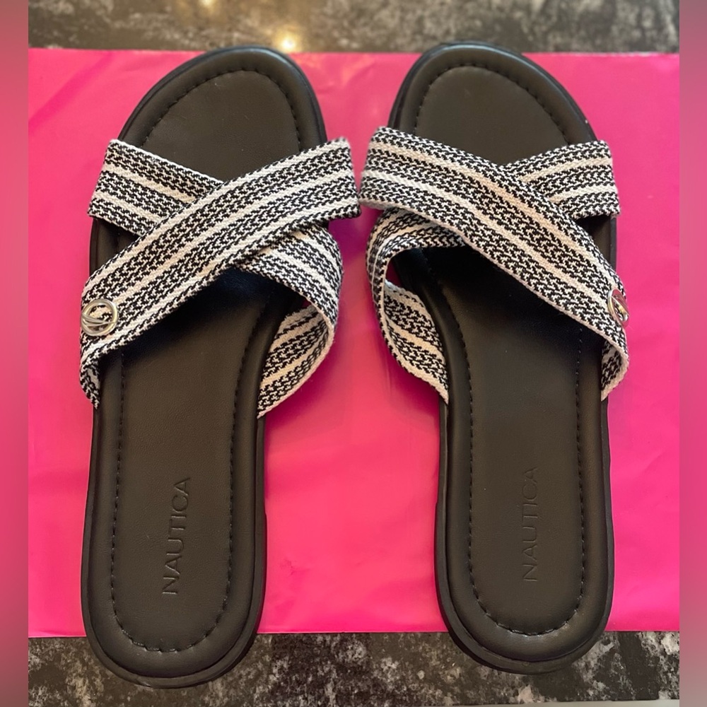 Nautica Women's Black Footbed Striped Cross-Band Slide Sandals